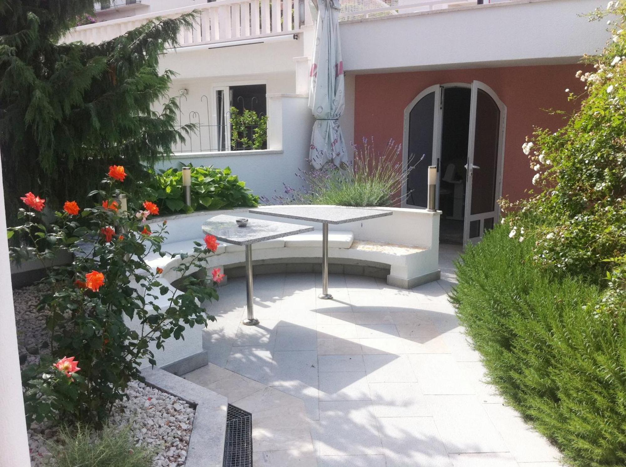 Hotel Bavaria Trogir Seget Donji Ngoại thất bức ảnh