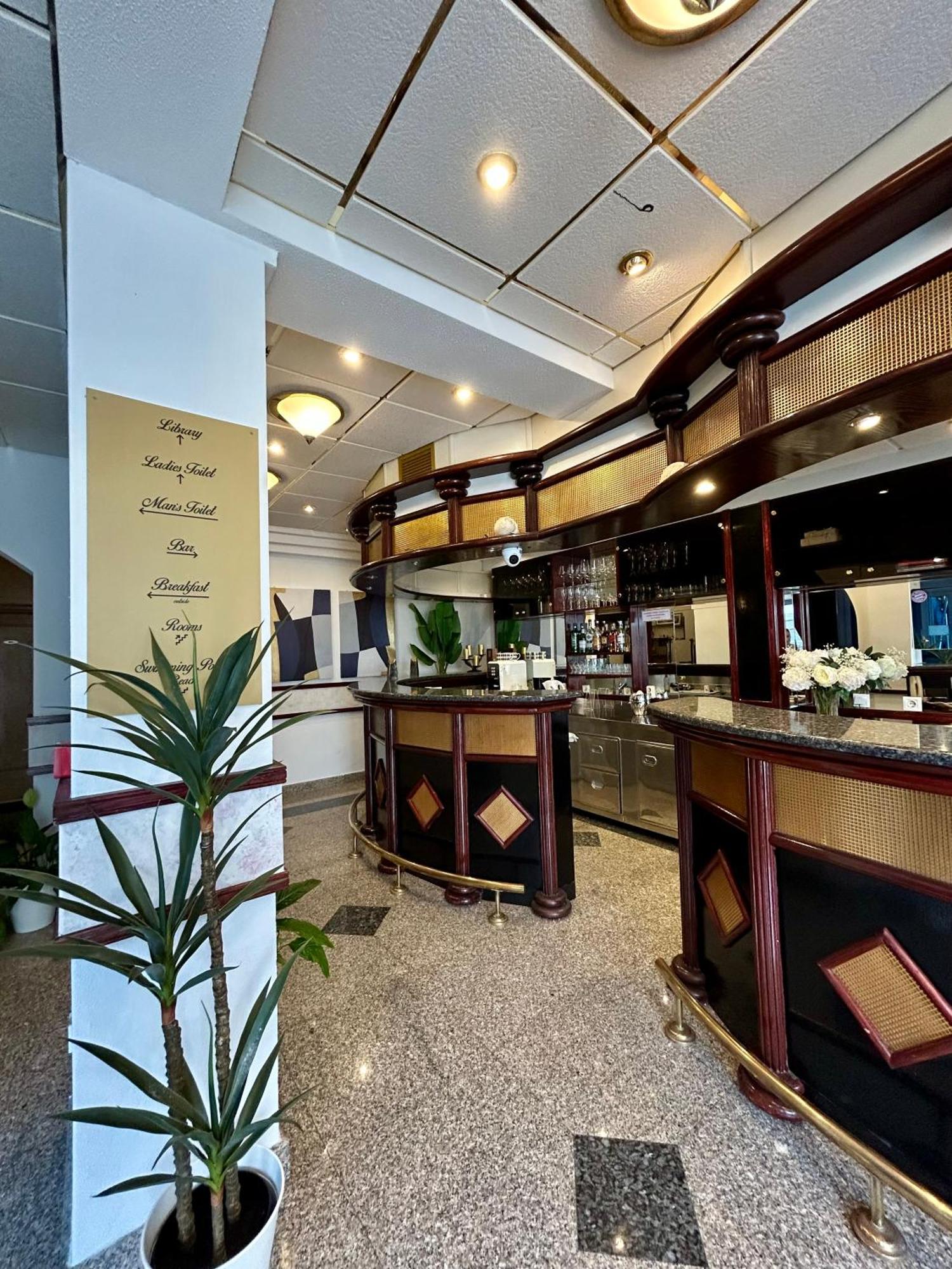 Hotel Bavaria Trogir Seget Donji Ngoại thất bức ảnh