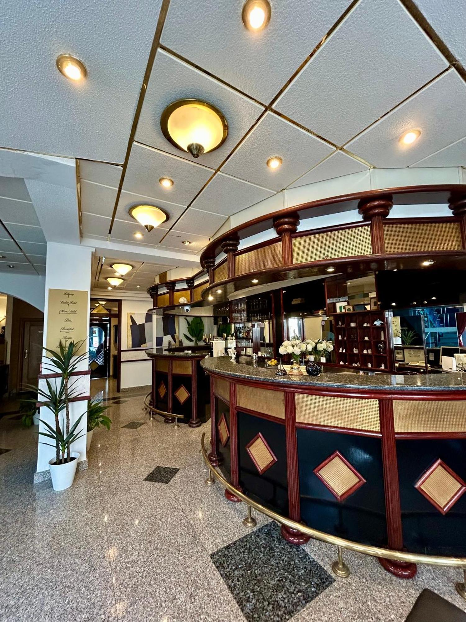 Hotel Bavaria Trogir Seget Donji Ngoại thất bức ảnh