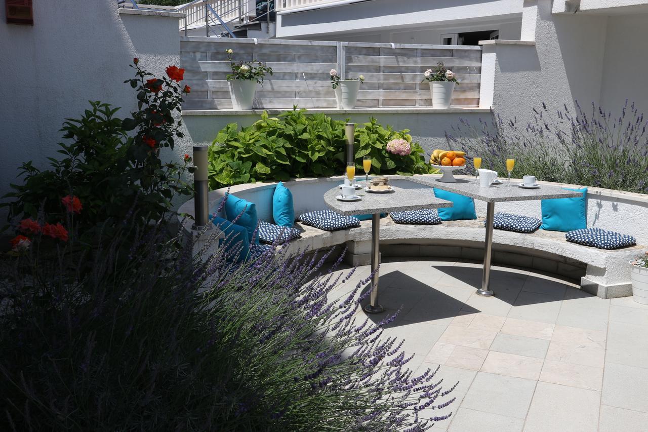 Hotel Bavaria Trogir Seget Donji Ngoại thất bức ảnh